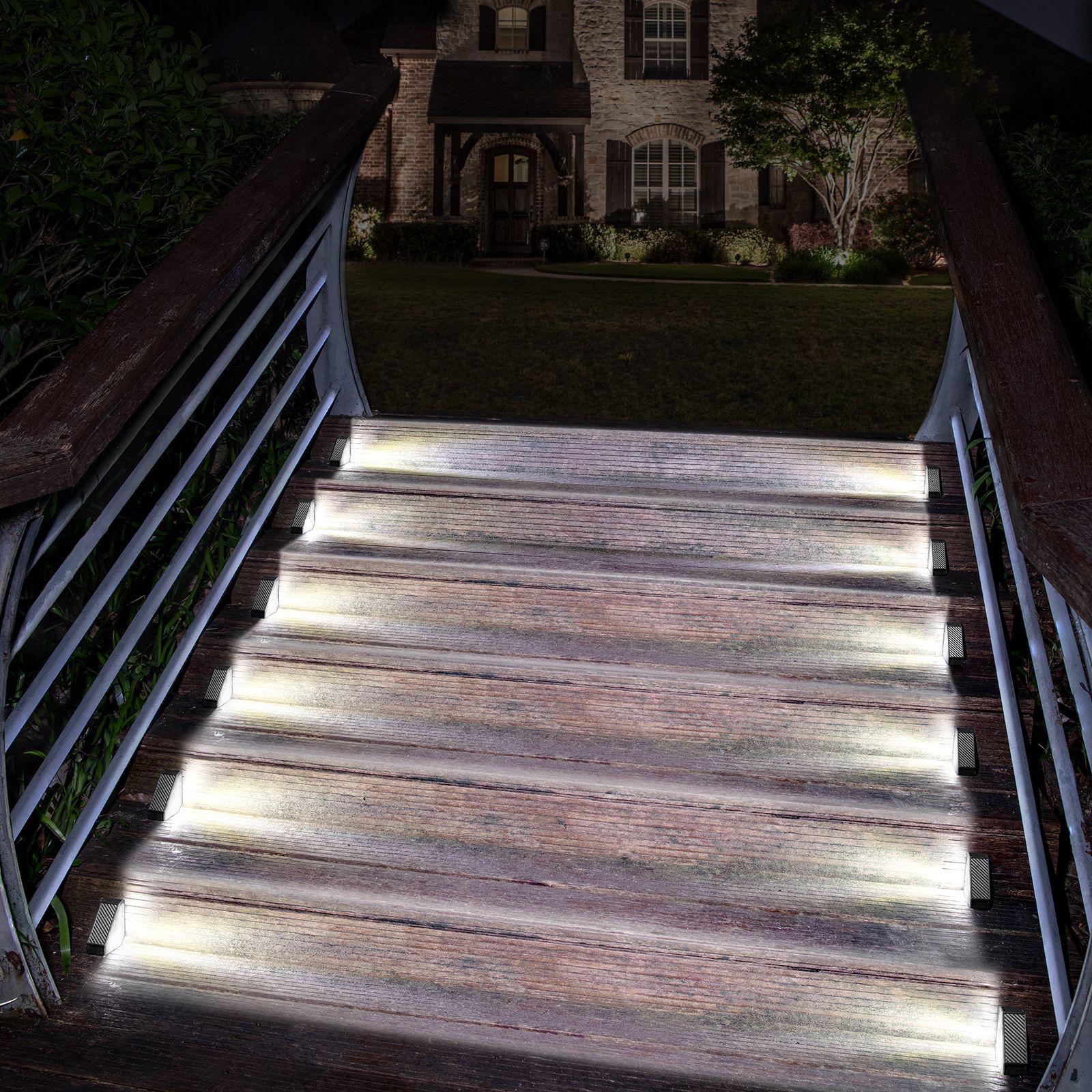 2 pcs/lot solar triangle light outdoor garden light dark automatic lighting stairs courtyard road waterproof decorative step light white light view 2